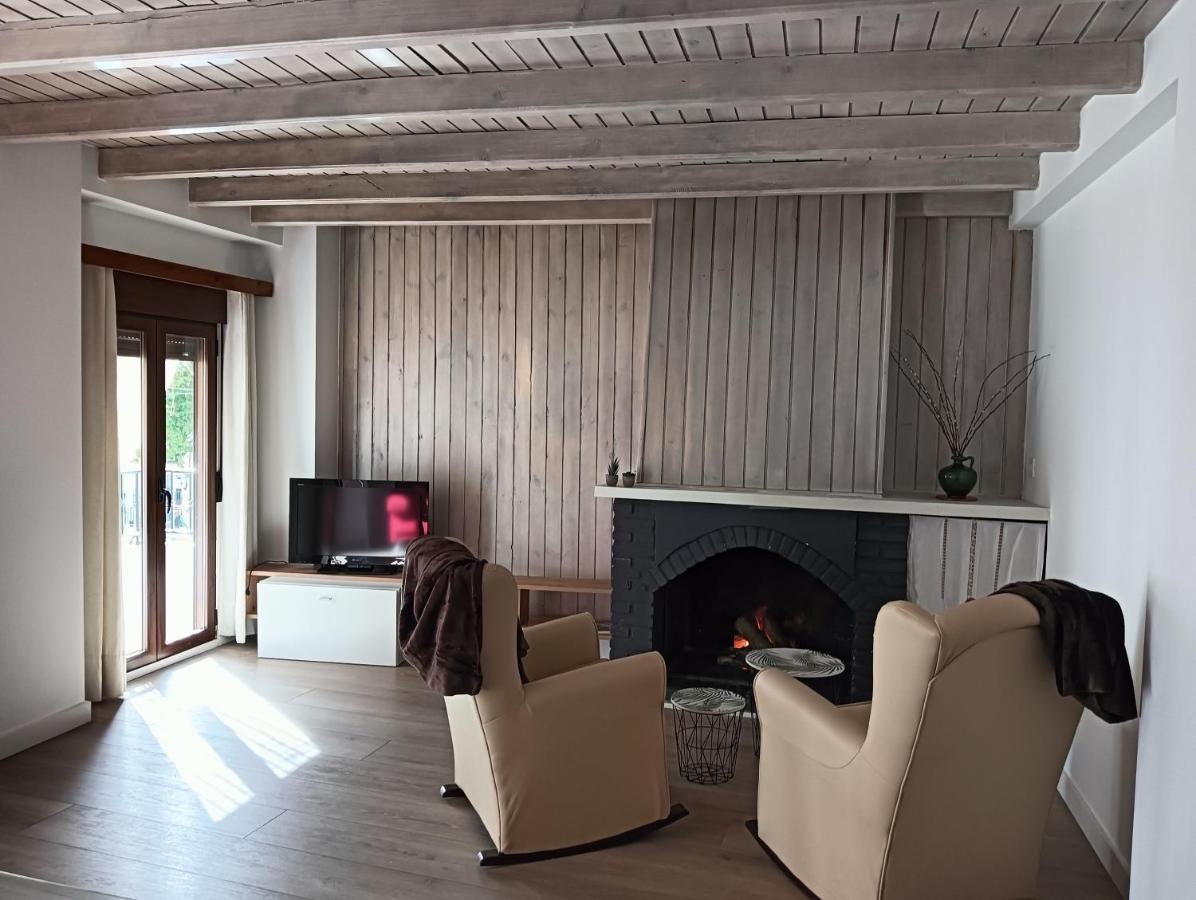 La Casa De La Plaza Lägenhet Guejar Sierra Exteriör bild