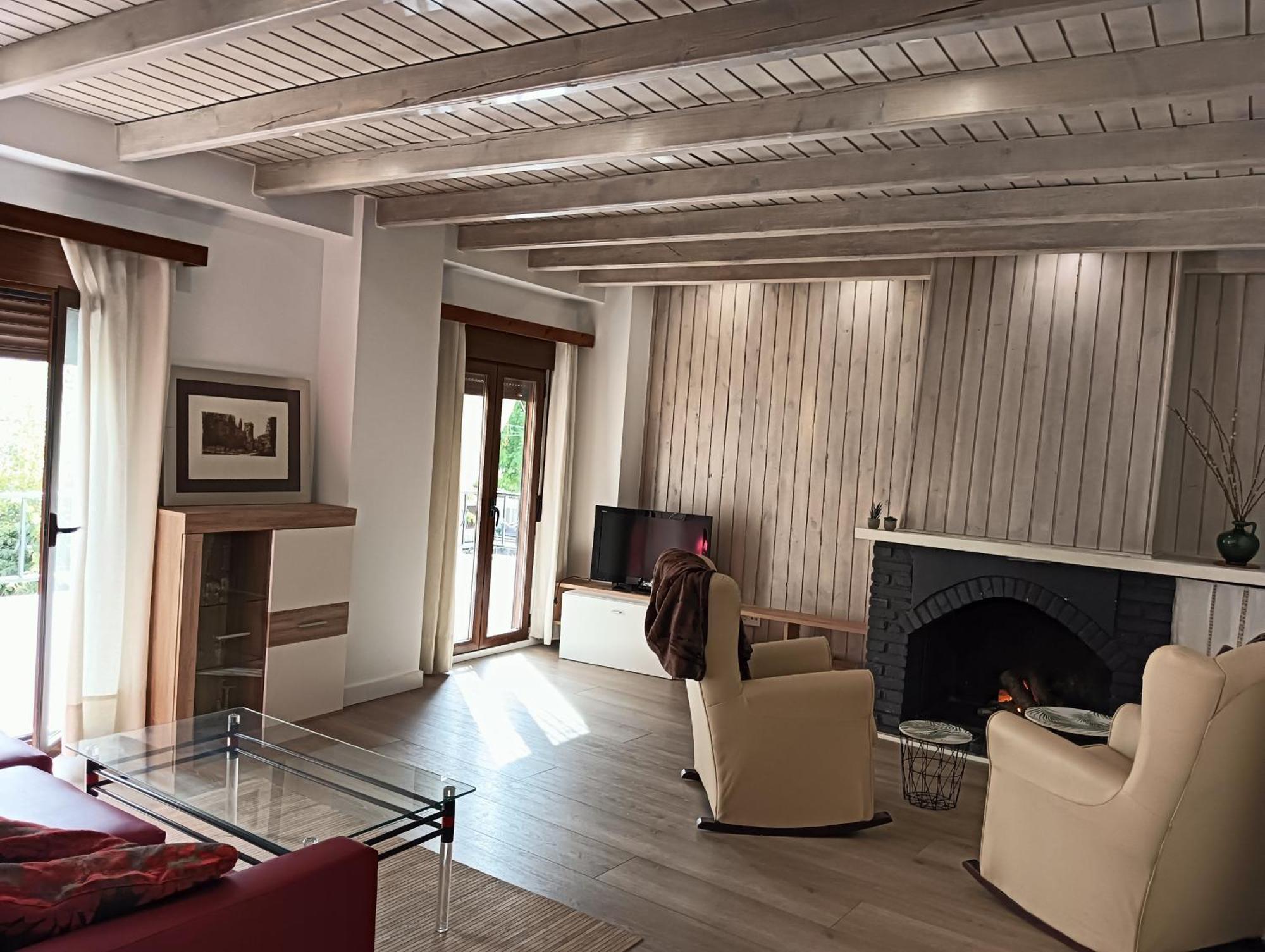 La Casa De La Plaza Lägenhet Guejar Sierra Exteriör bild
